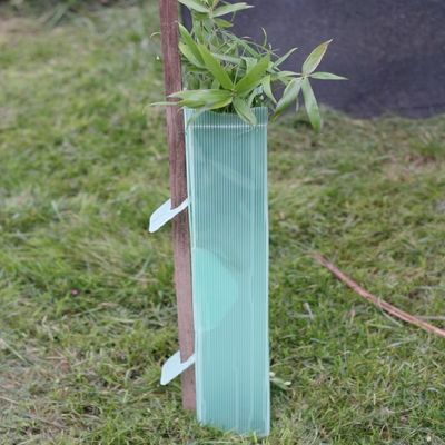 空PP コルフルートの木の監視三角形のTwinwallのプラスチック木の覆い