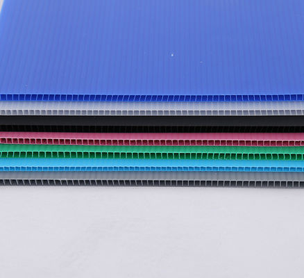 コルゲートボード保護シート：改修工事や輸送中の表面保護に最適なソリューション